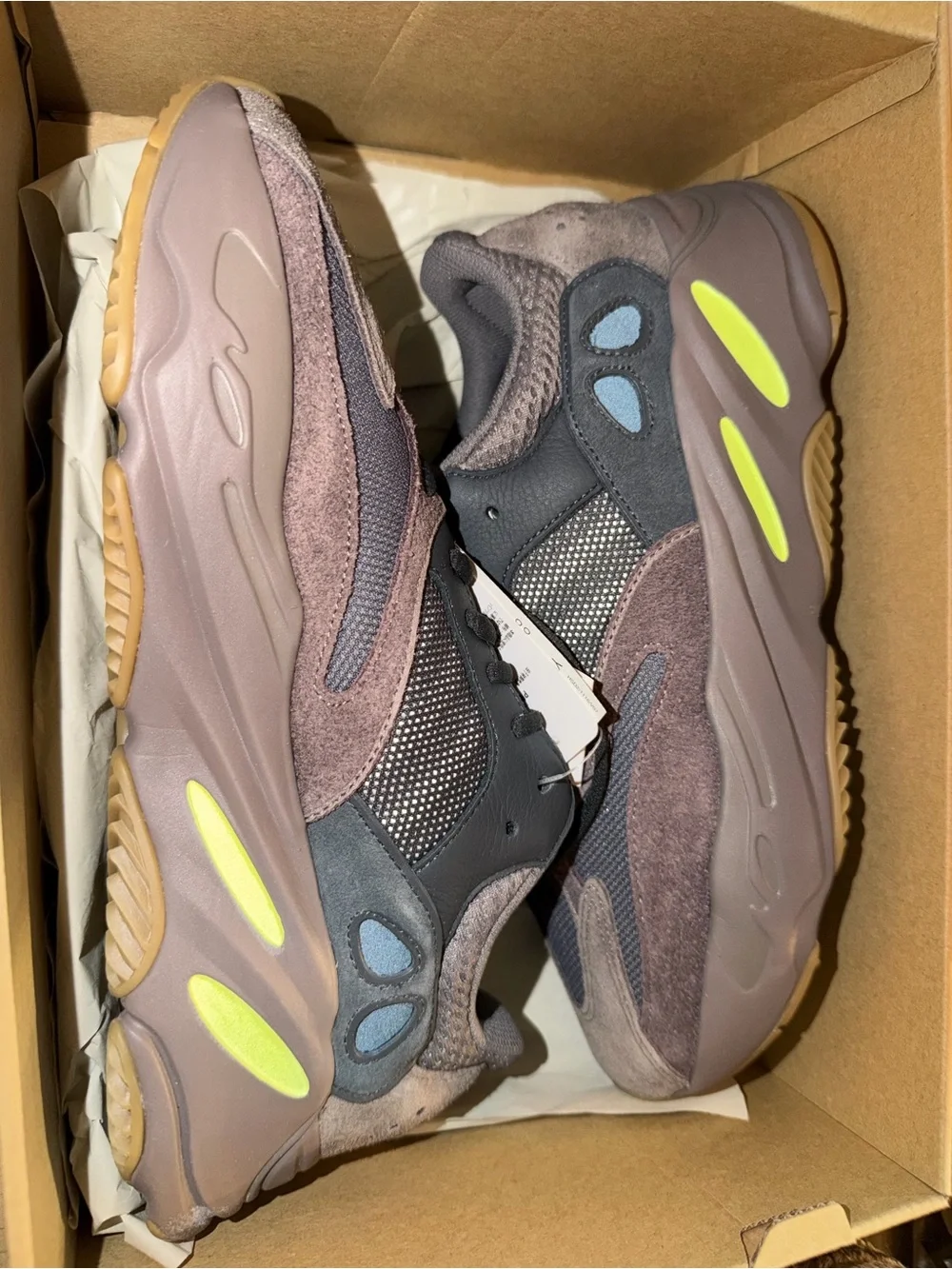 Yeezy Boost 700 Mauve Sneaker